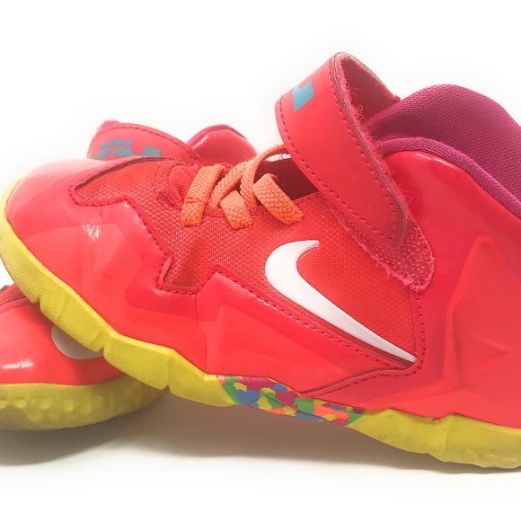 lebron james fruity pebble shoes